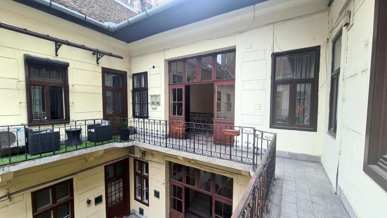 Downtown Akacfa Leilighet Budapest Eksteriør bilde