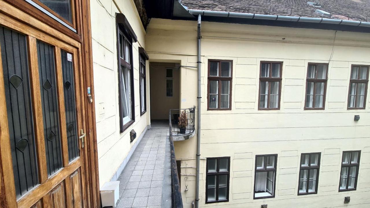 Downtown Akacfa Leilighet Budapest Eksteriør bilde